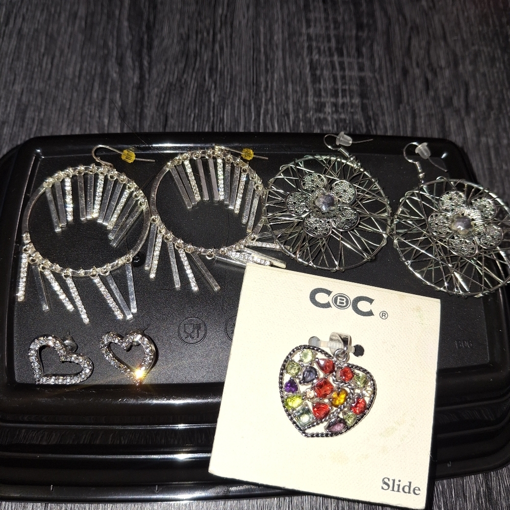 Silver and Multicolor Jewelry Set